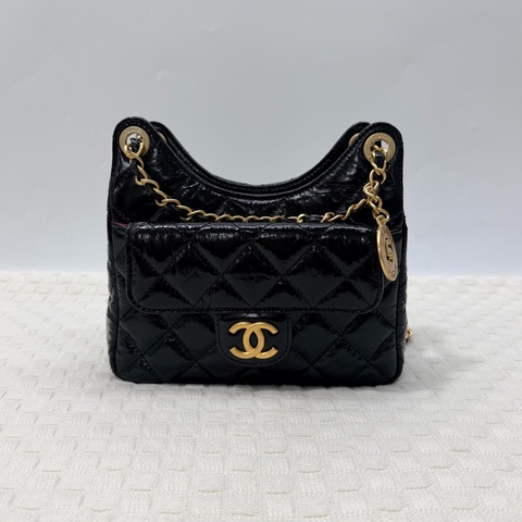 Chanel 黑金油蠟牛皮HOBO 天貓 小號