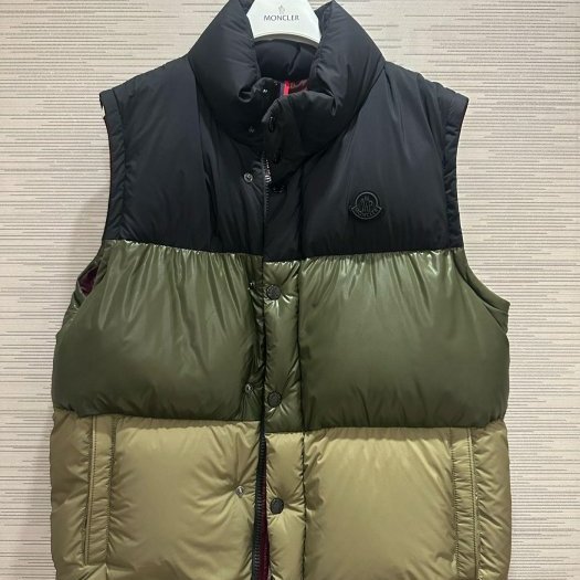 💎Han's house精品服飾💎 moncler 羽絨 外套 可拆變 背心 兩穿 現貨 青年款= 男成人-7