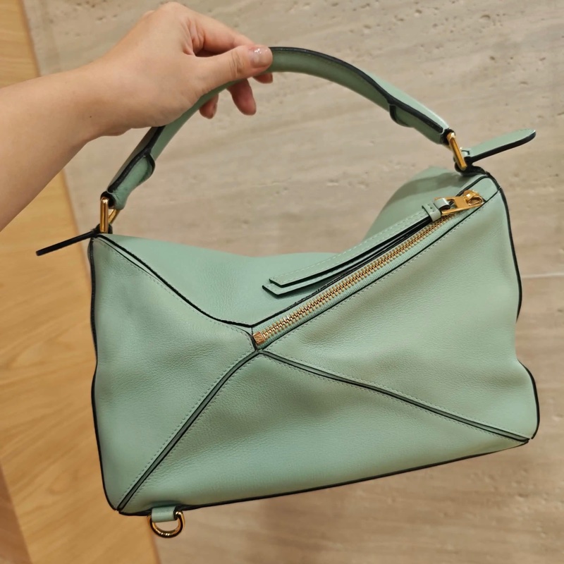 99新🆕Loewe/羅意威 puzzle中號幾何包 海水綠手提包斜背包❤️正品-3