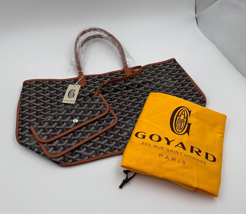 實照拍攝全新自售附購證 GOYARD 雙面皮革包 Anjou PM小號包-3