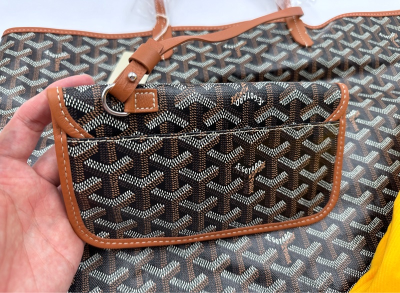 實照拍攝全新自售附購證 GOYARD 雙面皮革包 Anjou PM小號包-17