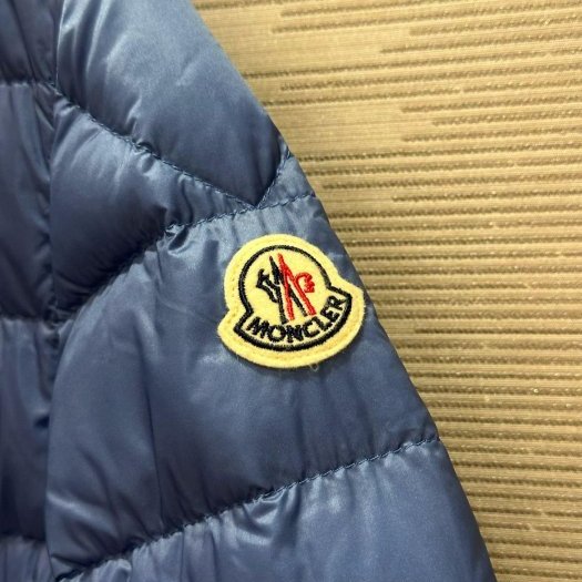 💎Han's house精品服飾💎moncler Acorus 羽絨 外套 藍 可手水洗 現貨 青年款  原價19200-6
