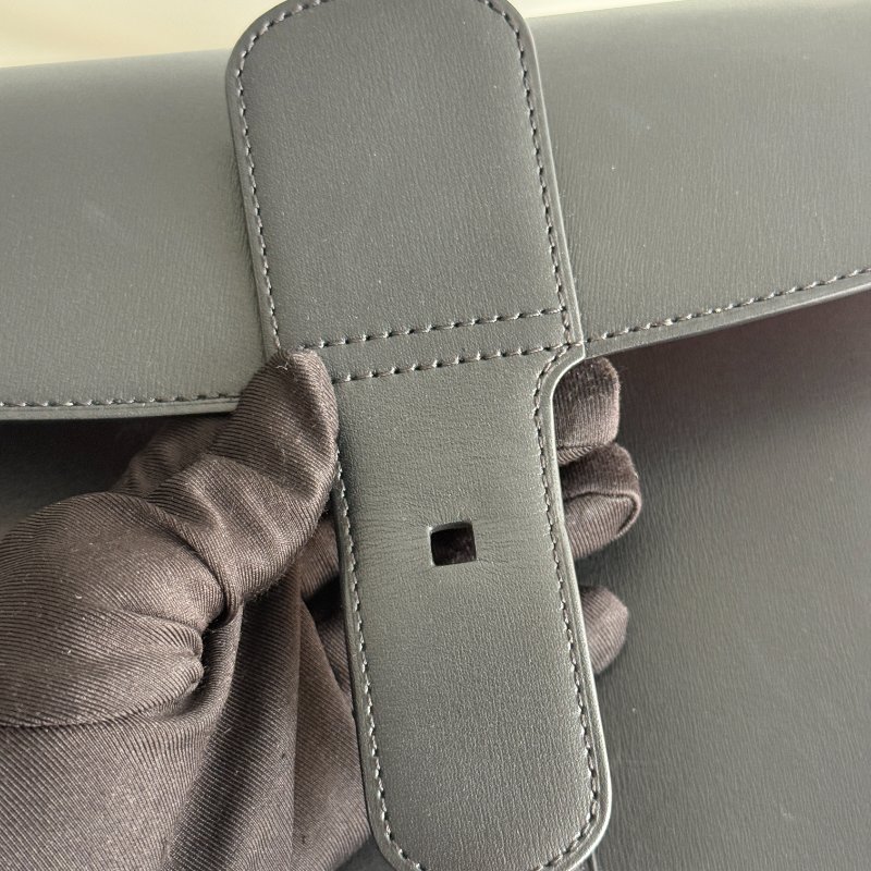 98新🖤 Delvaux Brilliant 中號 黑色黑釦 內裡三拼色配粉色滾邊背帶🩷-16