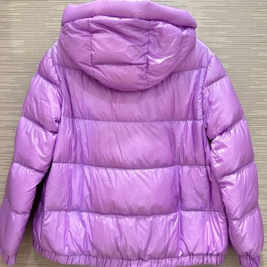 💎Han's house精品服飾💎 moncler AXELIA 羽絨 連帽 外套 紫 現貨 青年款-4