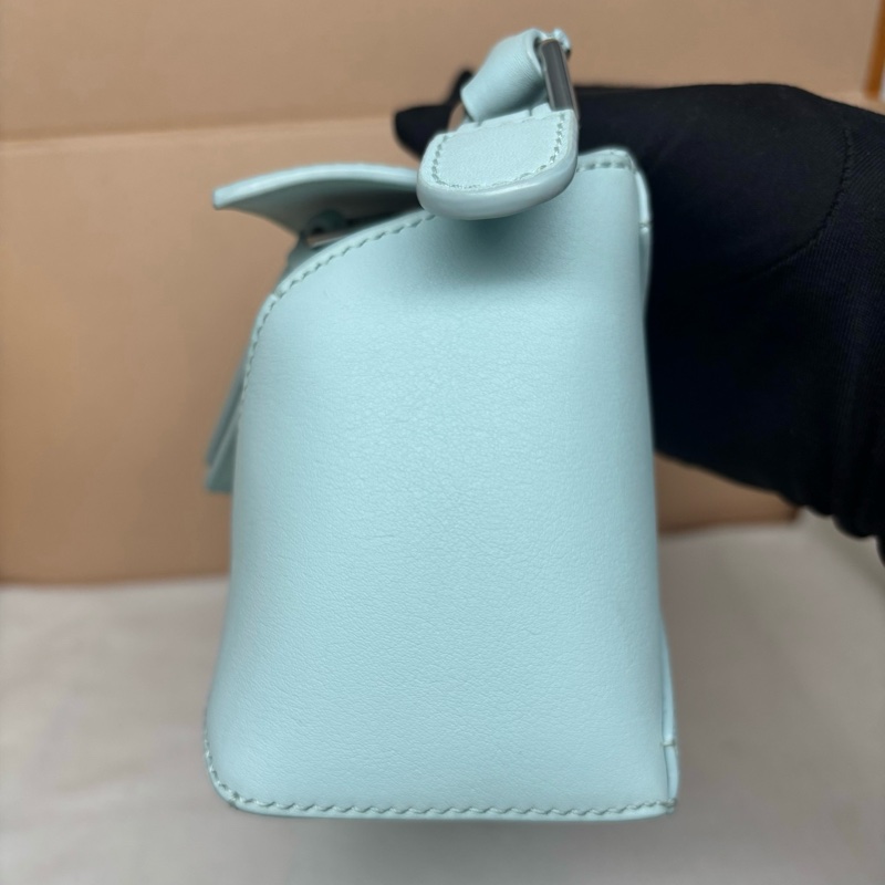 98新羅意威Loewe Puzzle mini幾何手提包斜背包單肩包 銀色五金❤️正品-5