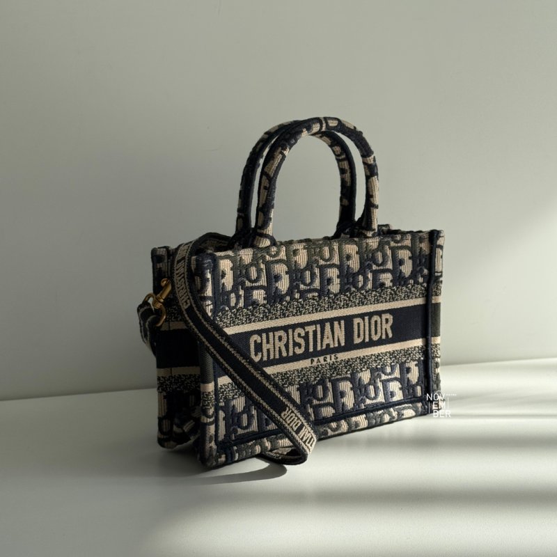 95新💙 Dior 迪奧 橫板 Mini Tote 深藍老花-2