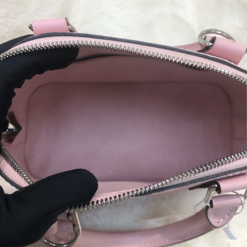 LV 粉紅色EPI Alma bb 貝殼袋 XC523-18