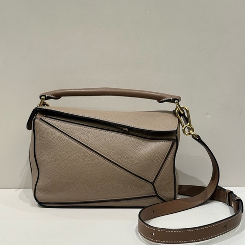 99新LOEWE 羅意威 Puzzle 小號 幾何造型 手提包 斜背包拼色 金色五金 19編碼❤️正品