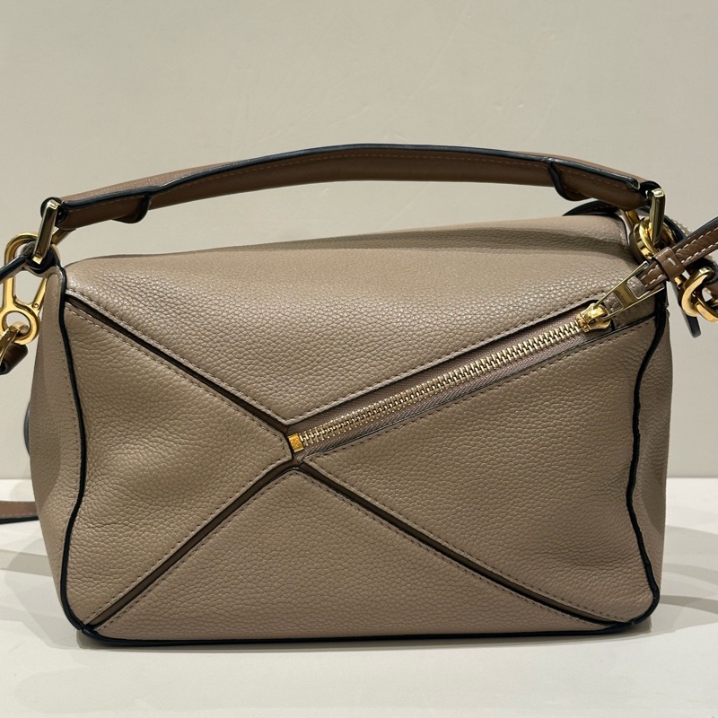 99新LOEWE 羅意威 Puzzle 小號 幾何造型 手提包 斜背包拼色 金色五金 19編碼❤️正品-2