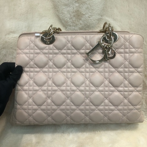 Dior 淡粉紅戴妃 XC527