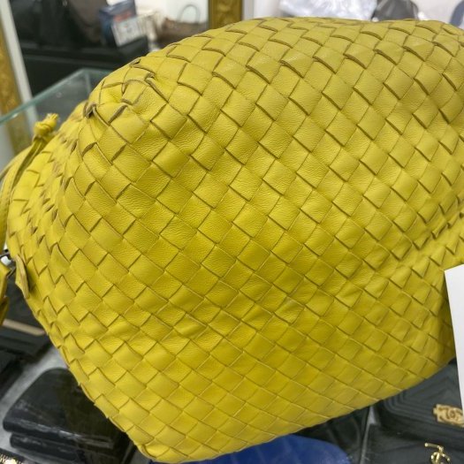 東區正精品㊣BV Bottega Veneta 鵝黃色羊皮編織拉鍊斜肩包側背包 RZ2765-6