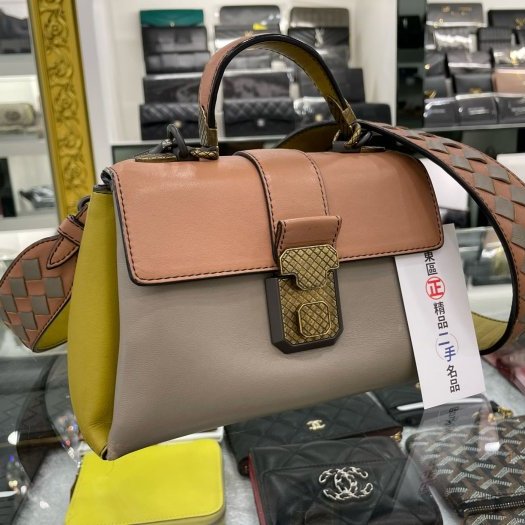 東區正精品㊣BV Bottega Veneta 三色羊皮霧金屬銅釦斜肩包側背包手提包兩用包 RZ3286-2