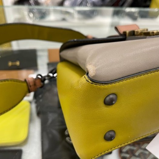 東區正精品㊣BV Bottega Veneta 三色羊皮霧金屬銅釦斜肩包側背包手提包兩用包 RZ3286-9