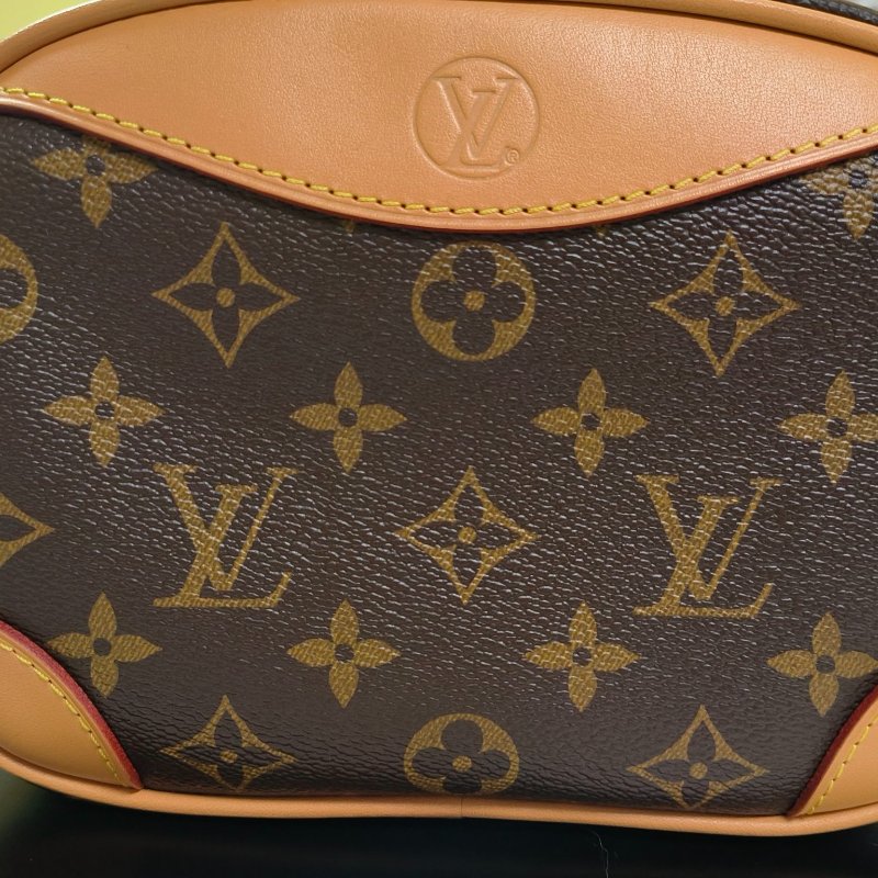 LV Louise Vuitton M45528 Monogram Deauville Mini肩背袋-1
