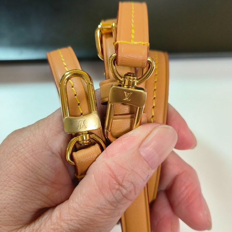 LV Louise Vuitton M45528 Monogram Deauville Mini肩背袋-4