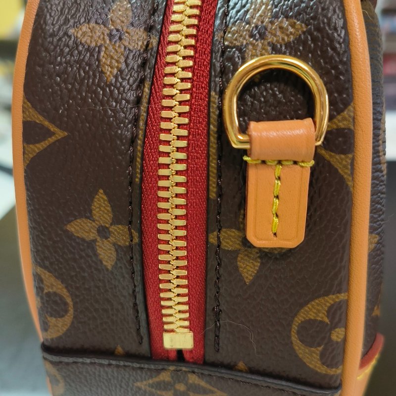 LV Louise Vuitton M45528 Monogram Deauville Mini肩背袋-14
