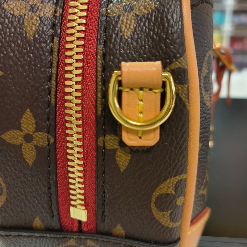 LV Louise Vuitton M45528 Monogram Deauville Mini肩背袋-15