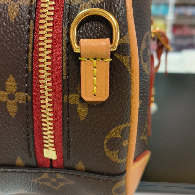 LV Louise Vuitton M45528 Monogram Deauville Mini肩背袋-16