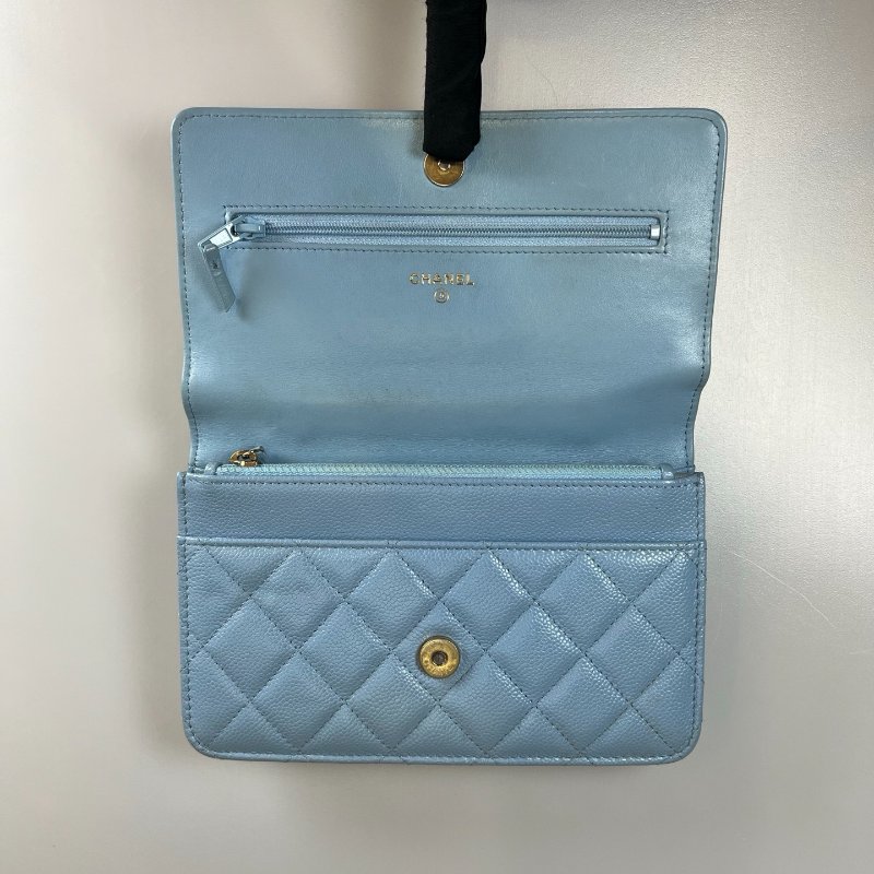 CHANEL 淺藍荔枝HANDLE WOC 晶片款-5