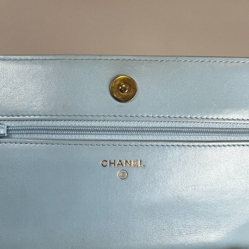 CHANEL 淺藍荔枝HANDLE WOC 晶片款-6
