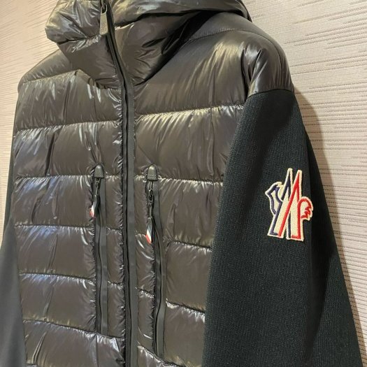 💎Han's house精品服飾💎 moncler 拼接 羽絨 連帽 外套 滑雪系列 可手水洗 現貨 XL 原價41300-3