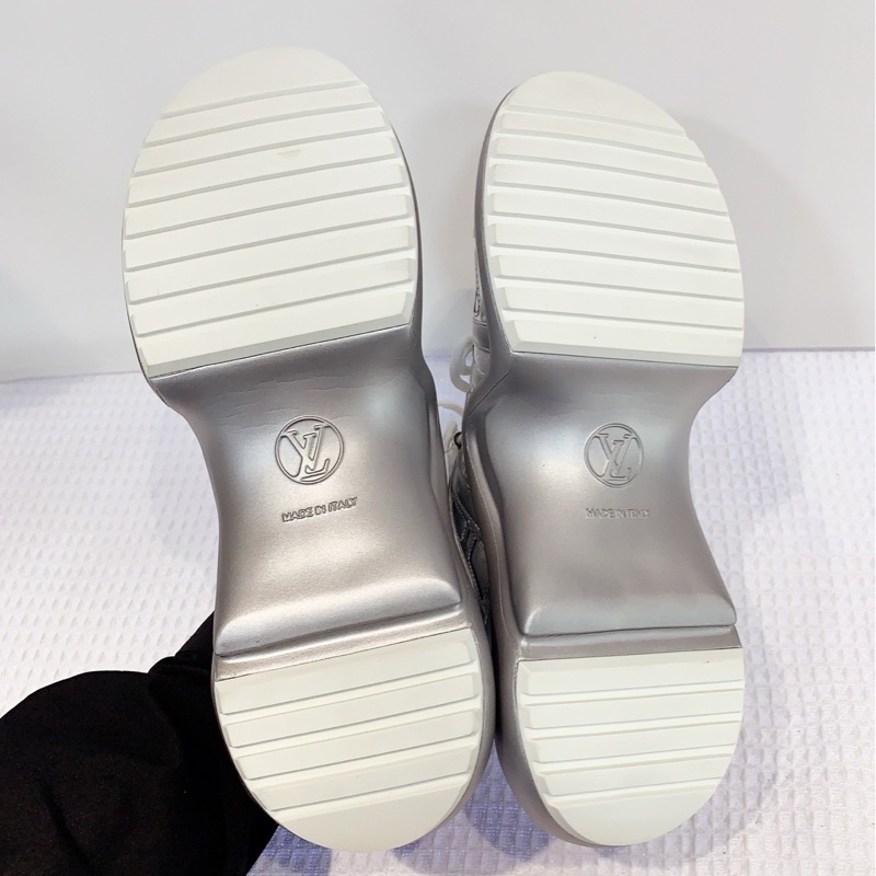Louis Vuitton 路易威登銀色老爹鞋 尺寸39碼-9