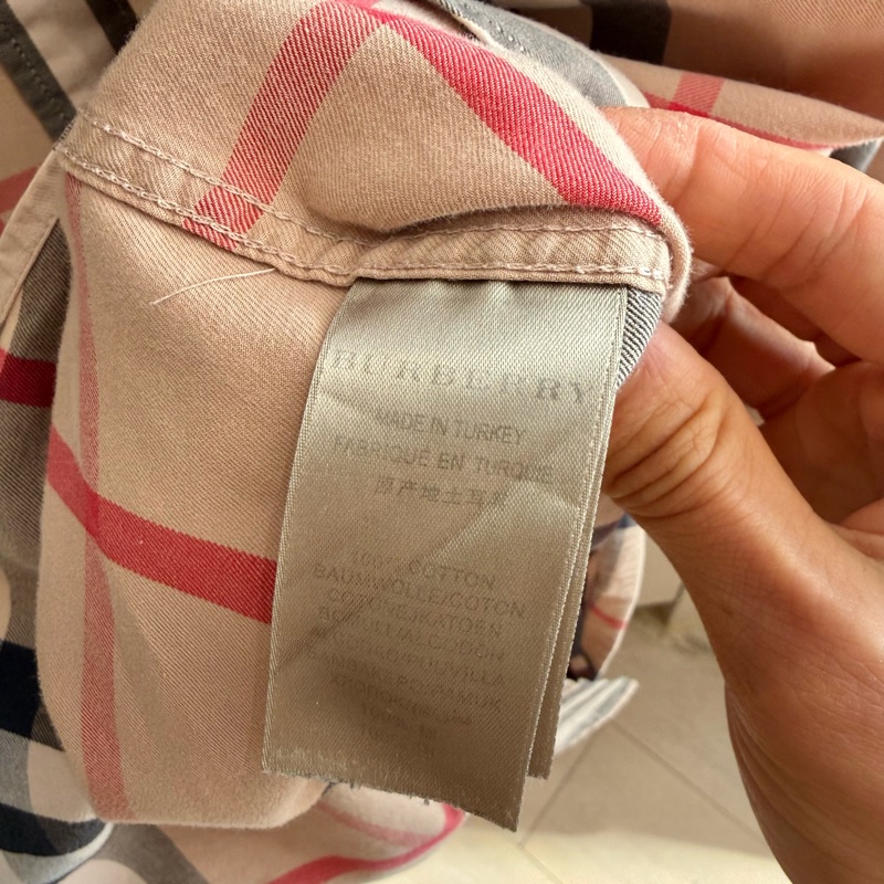 Burberry 👍🏻 100%Real正貨,90%New, size L-XL-3