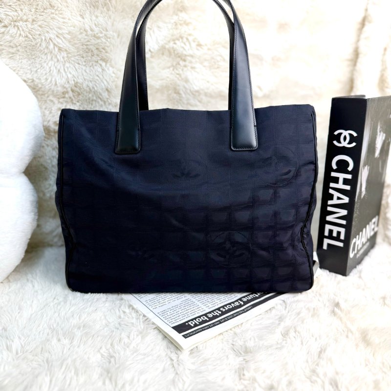 Chanel New Travel Line tote 中古黑色帆布 中號-0