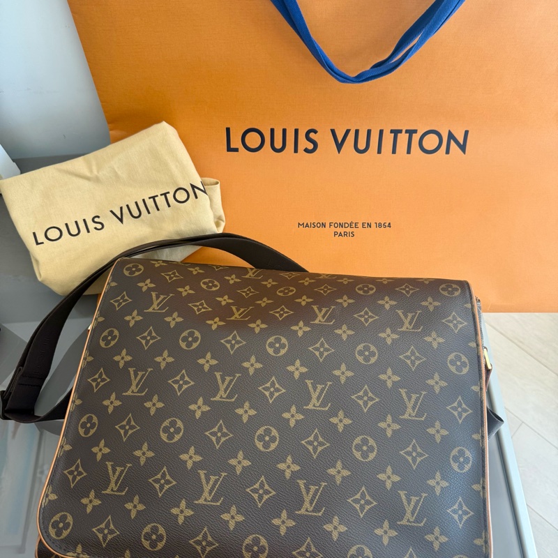 Louis Vuitton 👍🏻LV Monogram,100%Real正貨，95%New-1