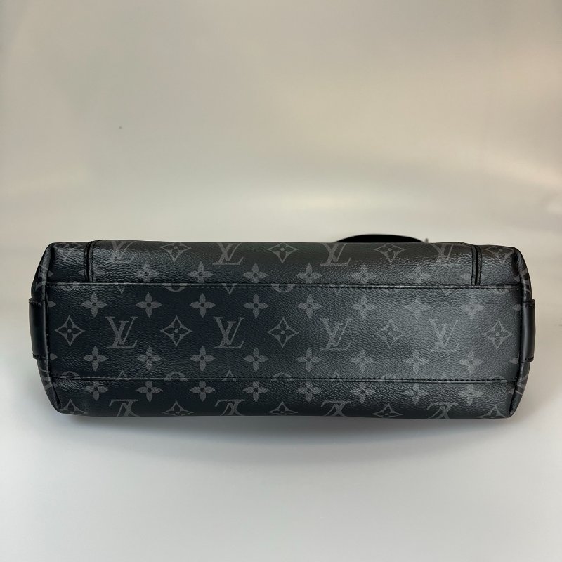 LV  黑老花郵差包MM-2
