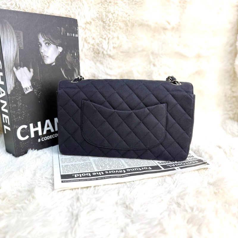Chanel Classic Flap CF 25 黑色帆布 4開-1