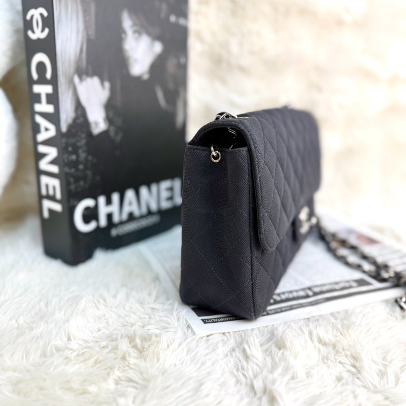 Chanel Classic Flap CF 25 黑色帆布 4開-2