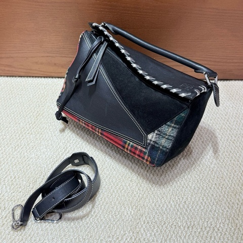 98新loewe/羅意威 格紋拼接puzzle中號手提包斜背包❤️正品