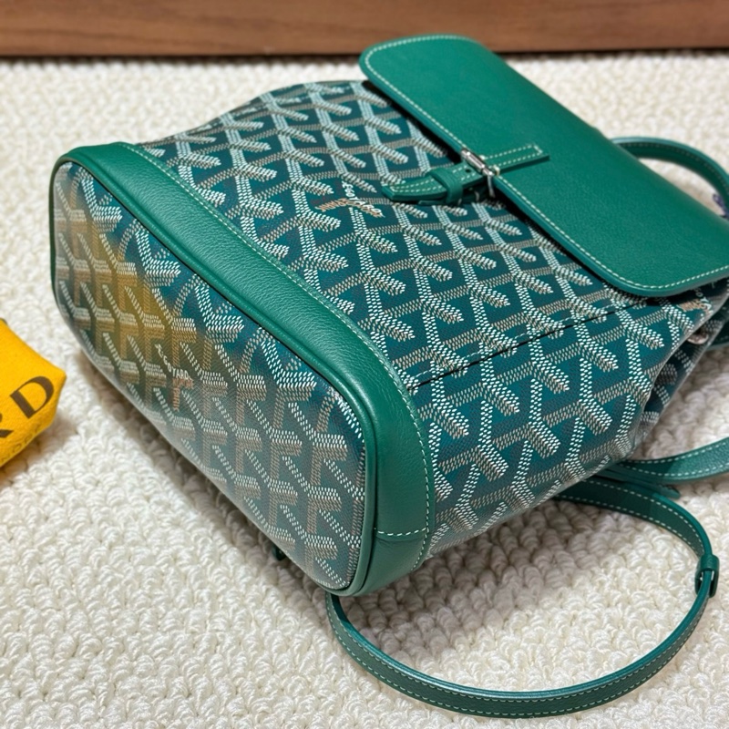 99新🆕Goyard/戈雅 Alpin mini二代綠色雙肩包小書包容量大自重輕，背法也可以隨意切換，實用與顏值兼具！❤️正品23編碼-3