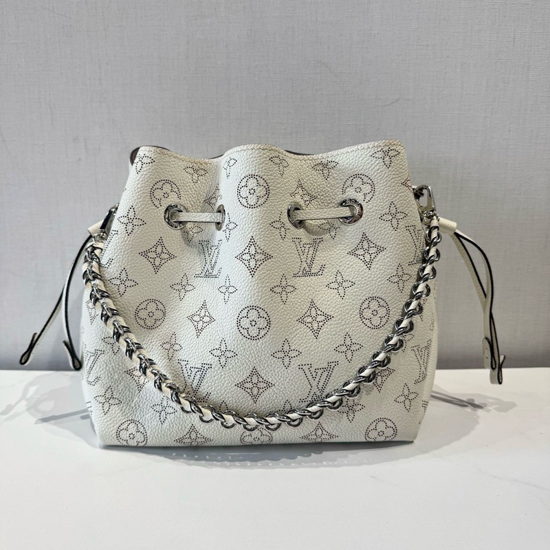 98新🆕路易威登/Louis Vuitton Bella 白色鏤空月光女神水桶包單肩包斜挎包 芯片款 ❤️正品-1