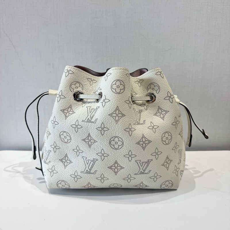 98新🆕路易威登/Louis Vuitton Bella 白色鏤空月光女神水桶包單肩包斜挎包 芯片款 ❤️正品-2