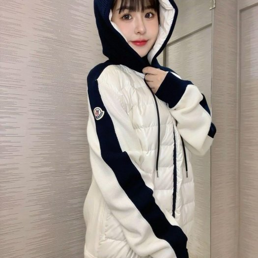 💎Han's house精品服飾💎 moncler 初剪羊毛 拼接 羽絨 連帽 外套 現貨XL 原價41600-1