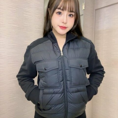 💎Han's house精品服飾💎moncler 羽絨 拼接 外套 現貨 XL  原價41500