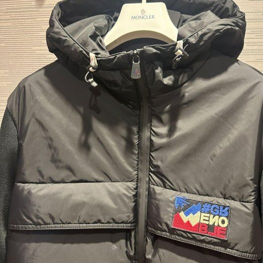 💎Han's house精品服飾💎 moncler 羽絨 拼接 連帽 外套 滑雪系列 可手水洗 現貨 M-2