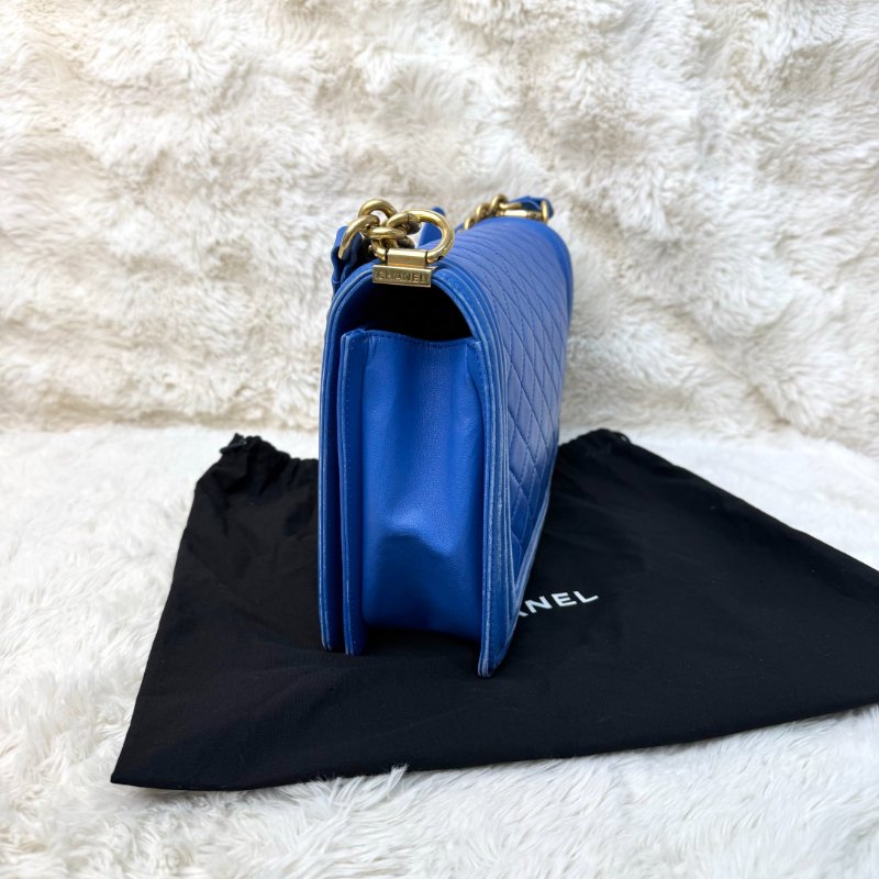 Chanel Leboy 藍金格紋牛皮 中號金扣-2