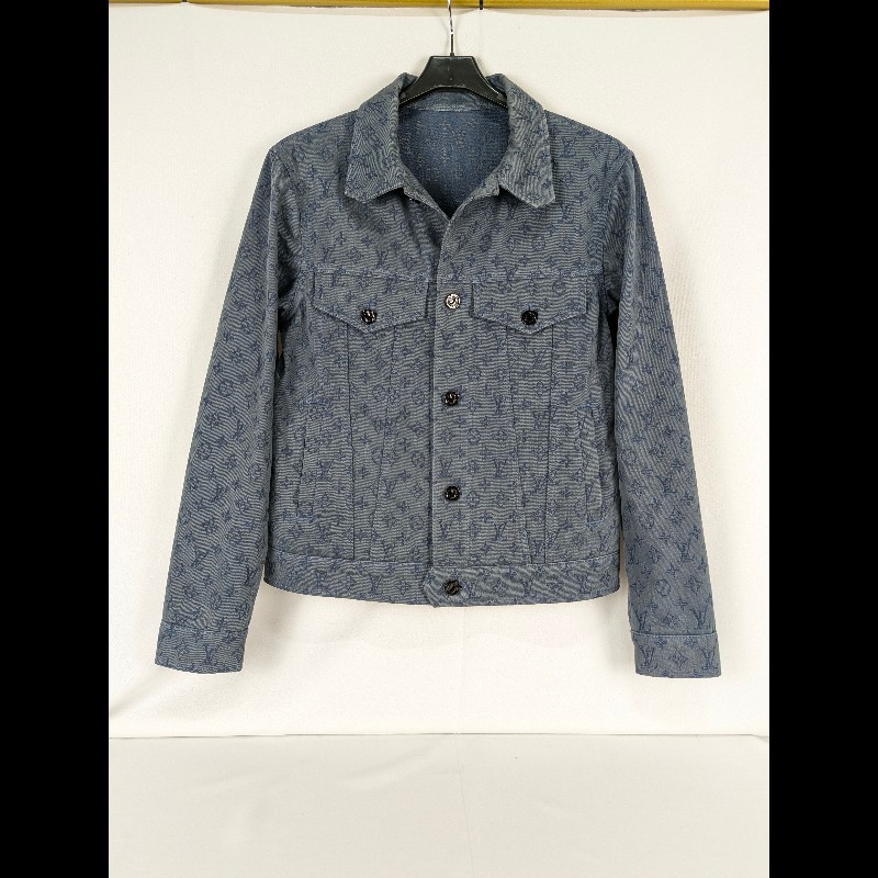 莉亞精品♡LV 滿印老花牛仔外套 尺碼44 二手美品-1