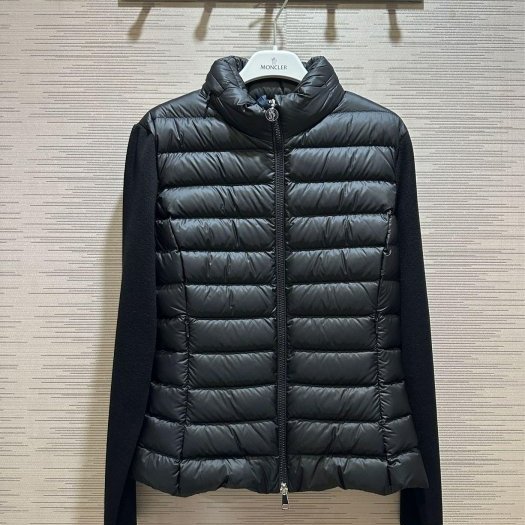 💎Han's house精品服飾💎MONCLER 羽絨 拼接 美麗諾羊毛 外套 現貨 M/L  原價53400-4