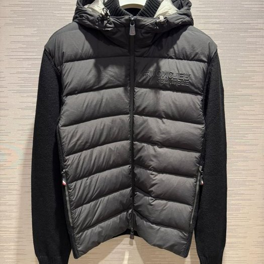 💎Han's house精品服飾💎moncler 羽絨 拼接 羊毛 連帽 外套 滑雪系列 可手水洗 現貨 XS ~ XXXL 原價38500-0
