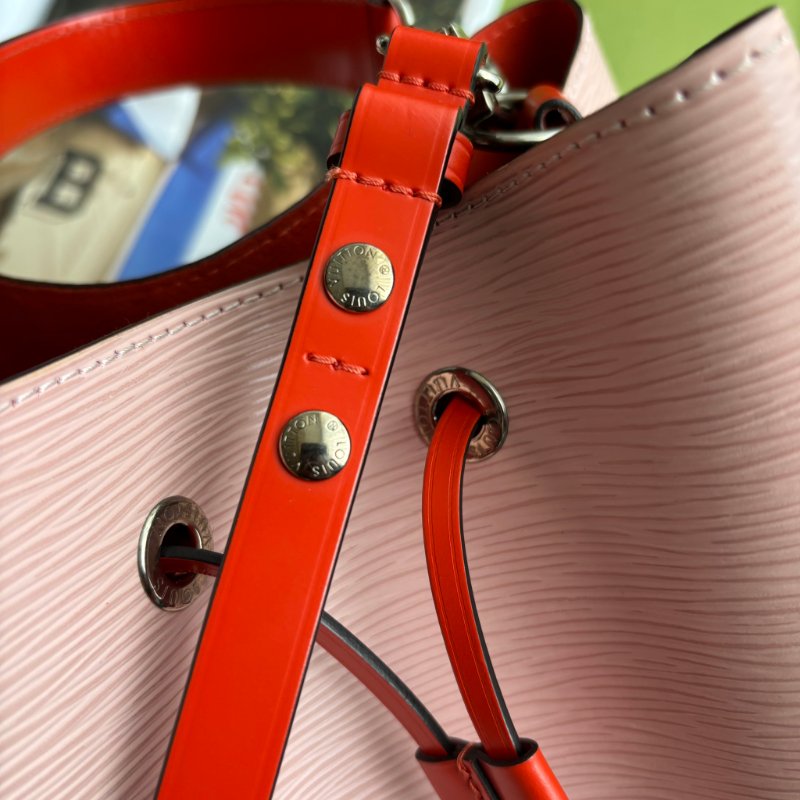 ::LOUIS VUITTON:: LV M54370 粉色牛皮EPI水波紋 NeoNeo MM 水桶包 兩用包-3