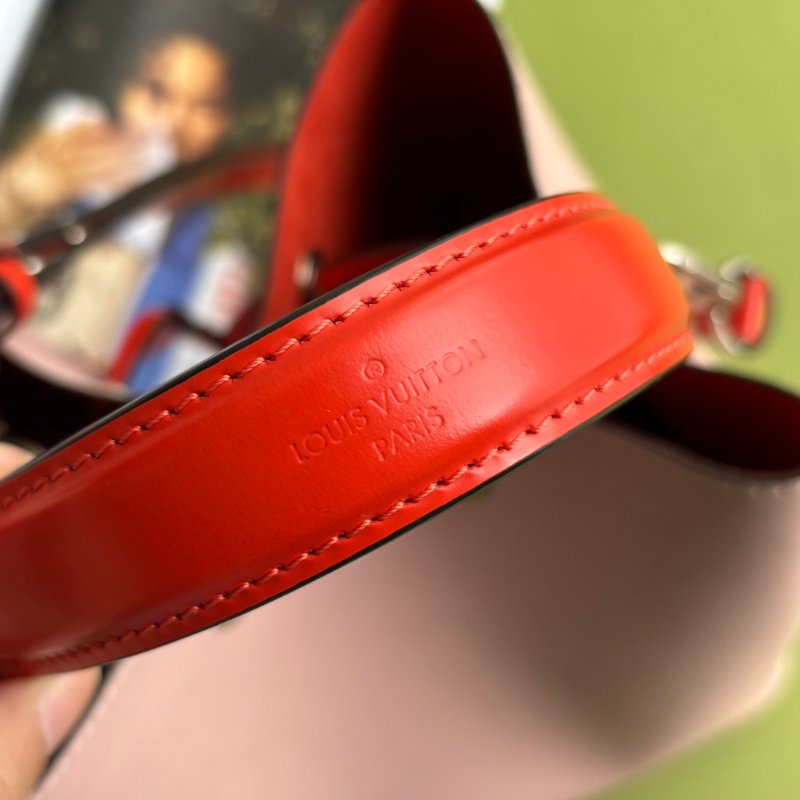 ::LOUIS VUITTON:: LV M54370 粉色牛皮EPI水波紋 NeoNeo MM 水桶包 兩用包-4