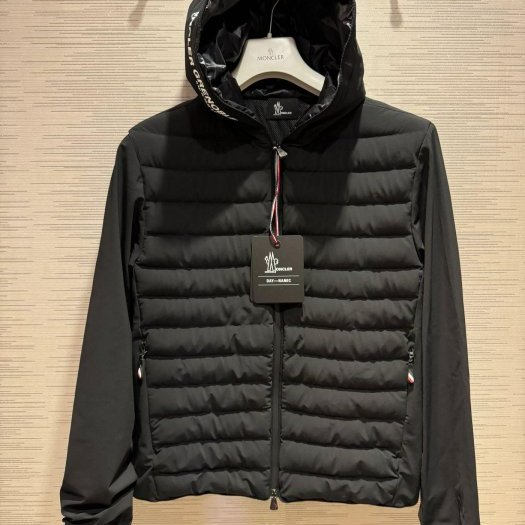 💎Han's house精品服飾💎moncler 羽絨 拼接 彈性 風衣 連帽 外套 滑雪系列 可手水洗 現貨 XL 原價35000-0
