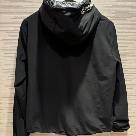 💎Han's house精品服飾💎moncler 羽絨 拼接 彈性 風衣 連帽 外套 滑雪系列 可手水洗 現貨 XL 原價35000-1