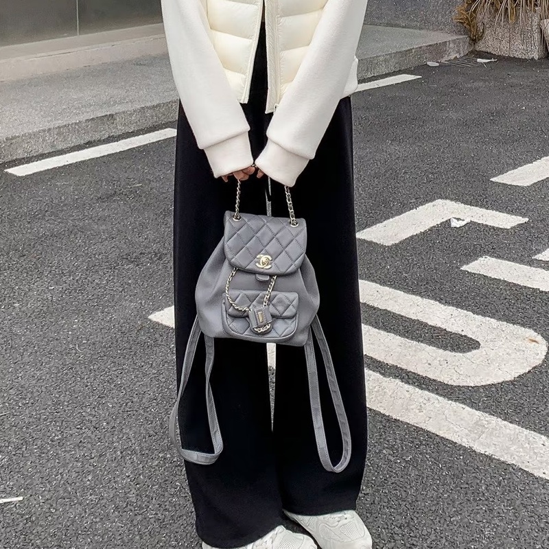 CHANEL香奈兒灰色羊皮款duma小號雙肩包芯片款閒置帶膜全配🈶購證-5