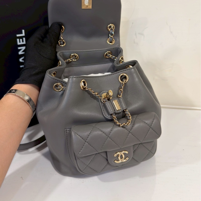 CHANEL香奈兒灰色羊皮款duma小號雙肩包芯片款閒置帶膜全配🈶購證-18