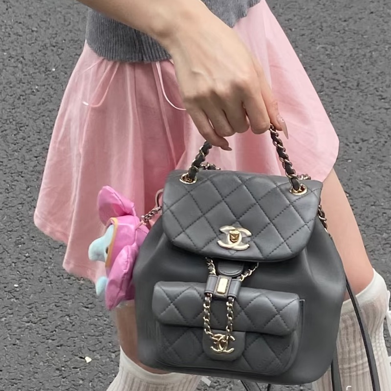 CHANEL香奈兒灰色羊皮款duma小號雙肩包芯片款閒置帶膜全配🈶購證-38